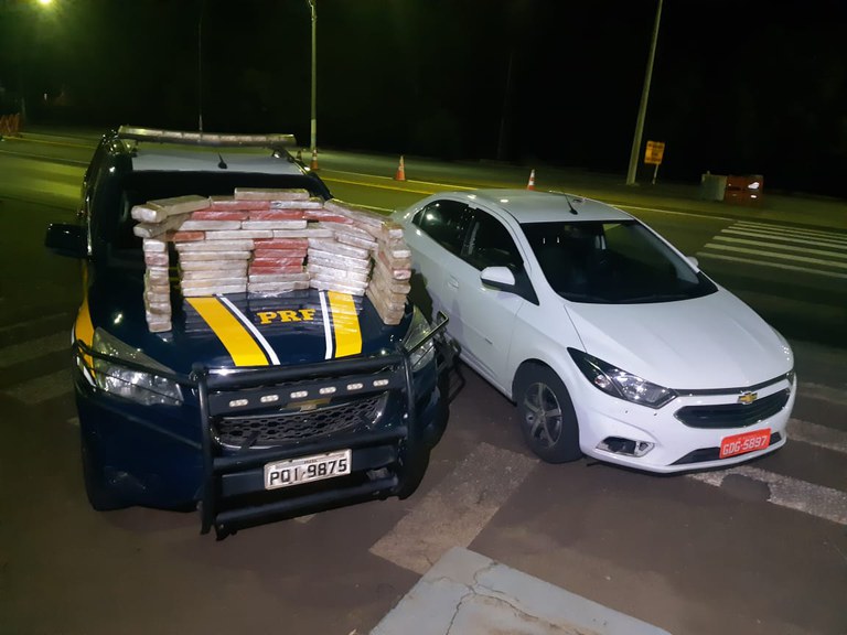 Em três dias, PRF faz terceira apreensão de drogas no norte goiano