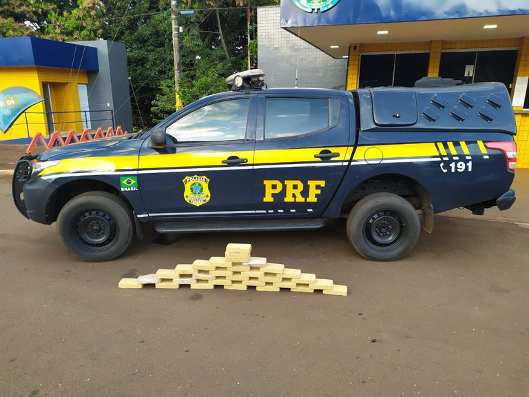 Carregamento de droga avaliado em quase R$ 4 milhões é apreendido BR – 364, Jataí