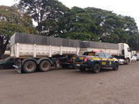 PRF apreende semirreboques adulterados em Jataí