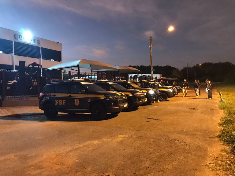 Envolvidos em esquemas de roubos de cargas são alvos de busca e apreensão em GO, MG e SE