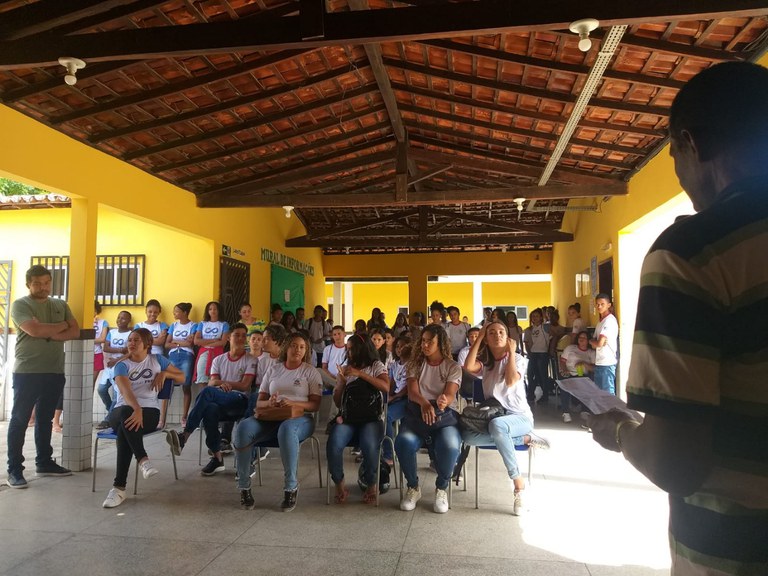 Escola Centro de Ensino Luís Augusto Barros 1.jpeg