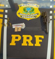 PRF prende grupo com arma e drogas na BR-135, em São Luís/MA