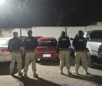PRF recupera veículo roubado após denúncia de assalto na BR-135