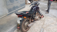 Motocicleta com sinais de adulteração é recuperada pela PRF na BR-402, em Rosário (MA)