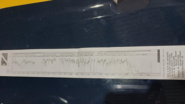 Bone White Simple Still Growing Desktop Wallpaper (12).png