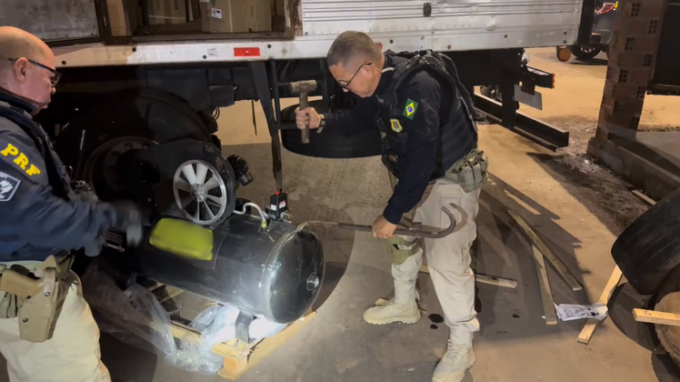 Apreensão de drogas na BR-135, em Miranda do Norte (MA)