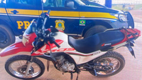PRF recupera um carro e uma moto adulterados no Maranhão