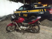 PRF recupera dois veículos em 14 horas