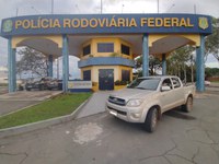 PRF recupera veículo com registro de roubo/furto na BR-135