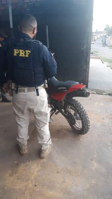PRF recupera motocicleta roubada na BR 316