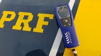 PRF flagra casos de embriaguez ao volante e recupera veículo adulterado