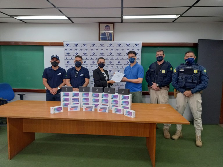 PRF recebe doações de smartphones