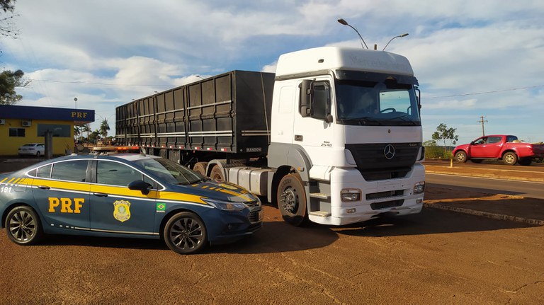 Em Rio Brilhante (MS), caminhão é recuperado e dono do veículo é libertado de cativeiro em São Paulo