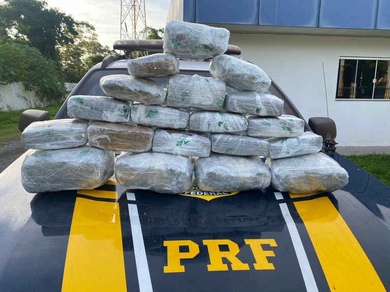 PRF apreende 20 Kg de skunk dentro de máquinas de lavar roupa em Corumbá (MS)