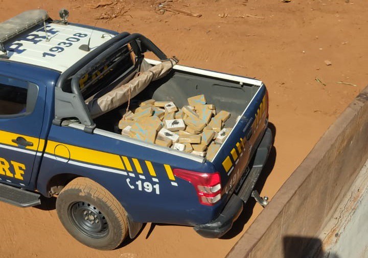 PRF apreende 148 Kg de cocaína em Paranaíba (MS)