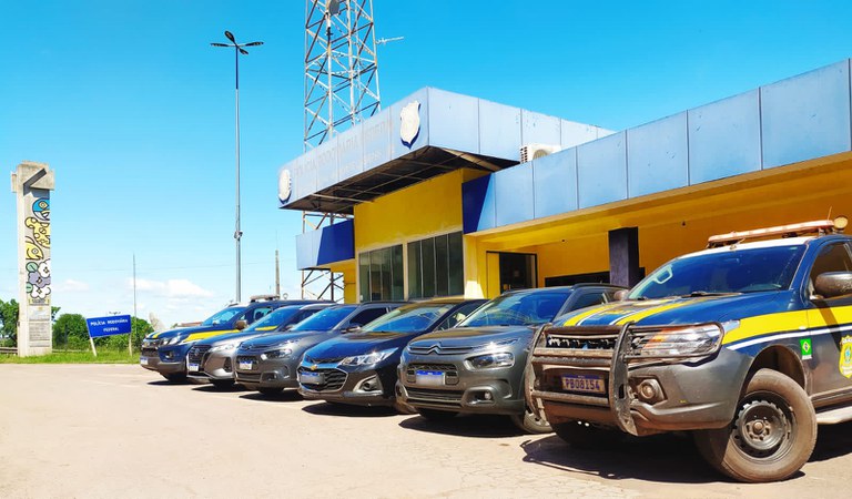 PRF recupera quatro veículos em Corumbá/MS