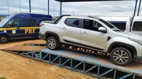 PRF recupera em Eldorado (MS) pick-up adulterada e com registro de roubo/furto em MG