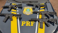 PRF apreende cinco fuzis e 46 Kg de cocaína em Campo Grande (MS)
