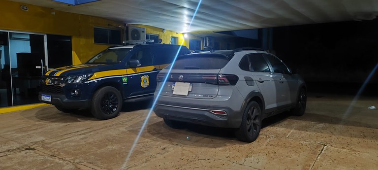 PRF recupera veículo em Água Clara 32.jpg