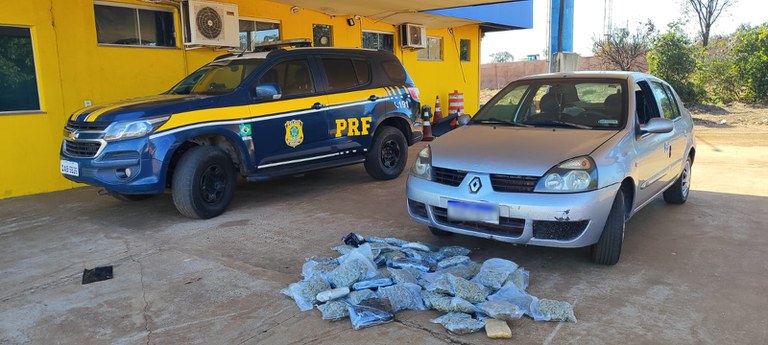 PRF apreende 37 kg de drogas em em Água Clara (MS)