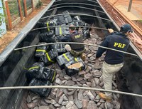 PRF apreende 2,6 toneladas de maconha e munições em Campo Grande (MS)