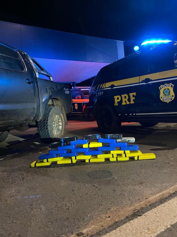 PRF apreende 28 Kg de cocaína em Três Lagoas (MS).jpg