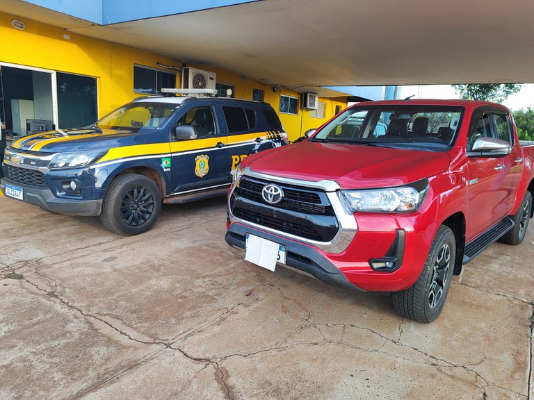 PRF recupera veículo em Água Clara (MS).jpg