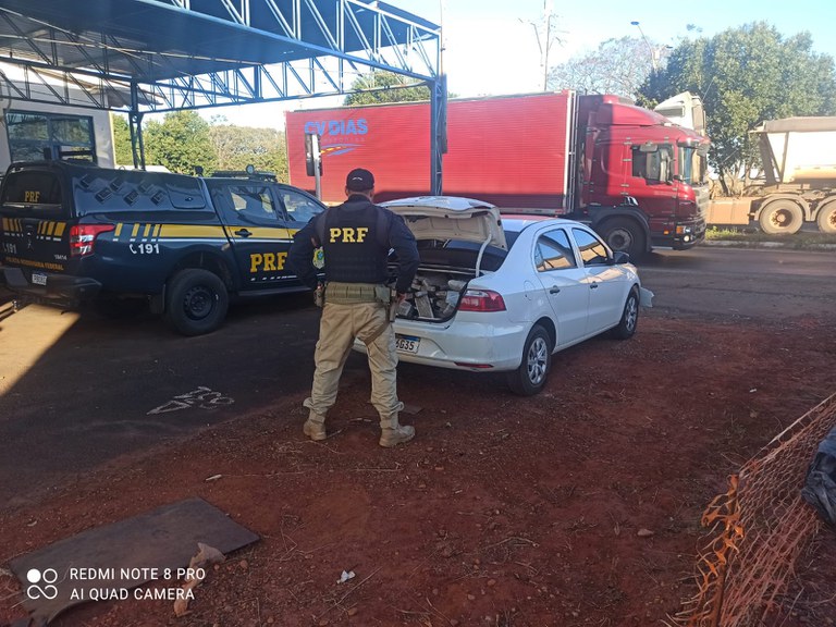 PRF apreende 411,5 kg de maconha em Ivinhema (MS)
