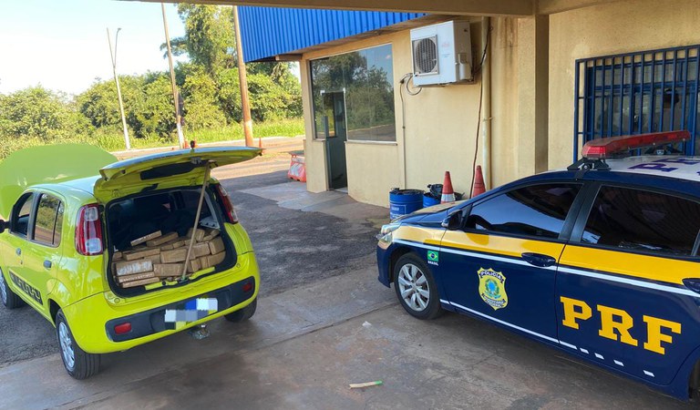 PRF apreende 404 Kg de maconha em Nova Alvorada do Sul (MS).jpg