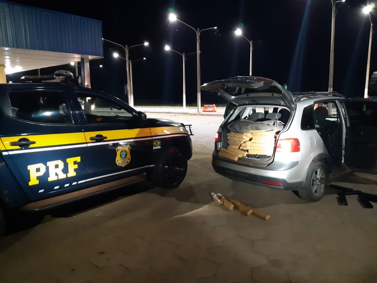 PRF apreende 860 kg de maconha em Bataguassu (MS)