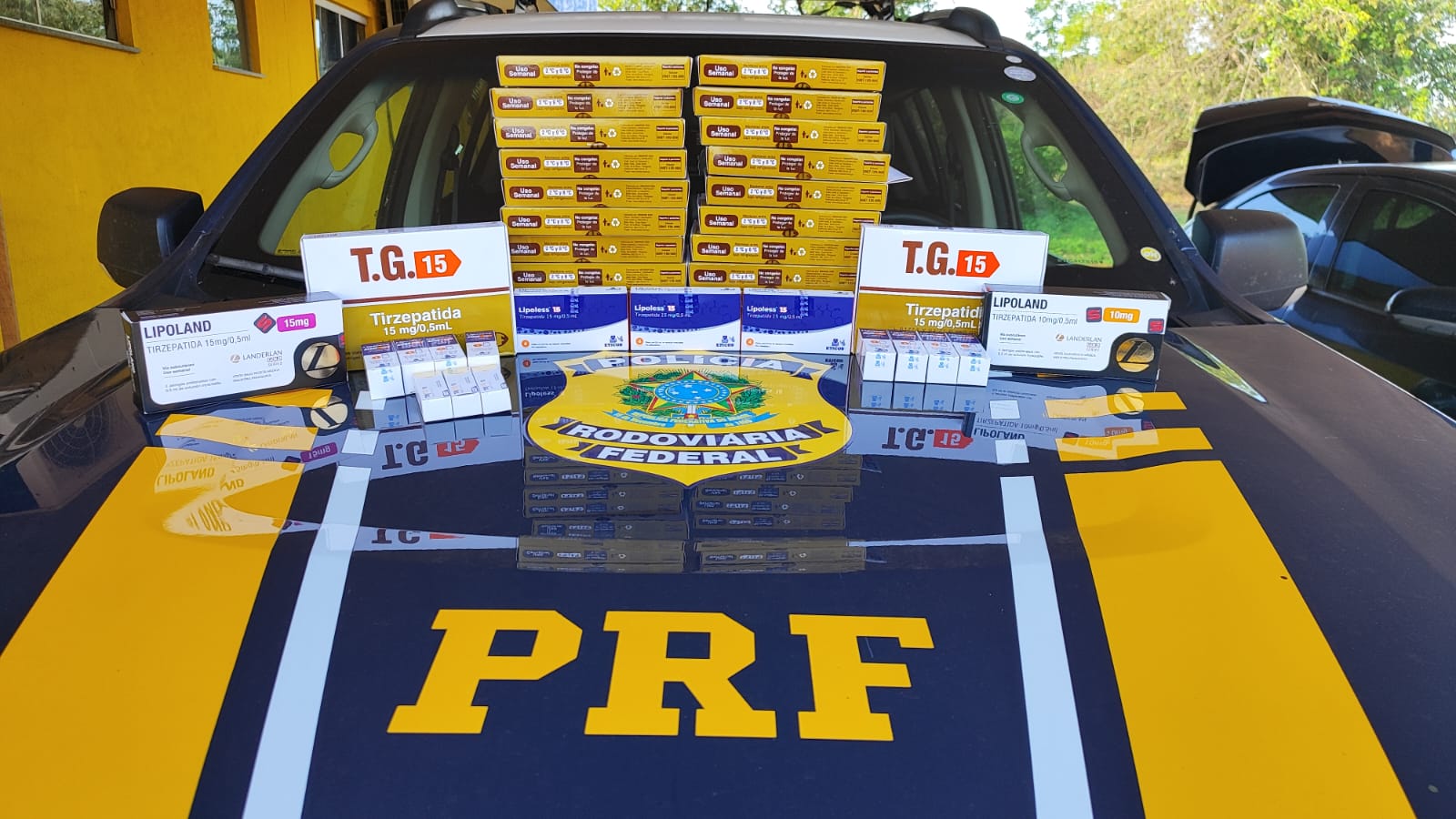 Apreensão de medicamentos de emagrecimento pela PRF em Água Clara (MS) - 15/11/2025