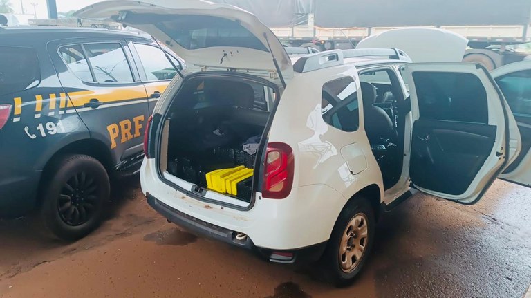 PRF apreende 435 Kg de maconha em Rio Brilhante (MS).jpg