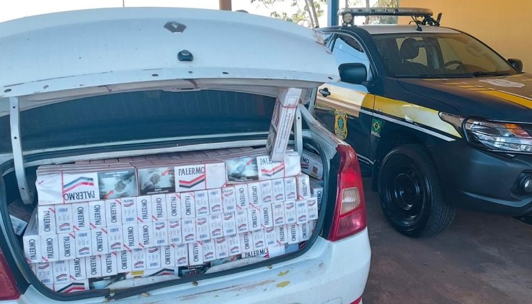 PRF apreende 6 mil maços de cigarros em Bataguassu (MS).jpg