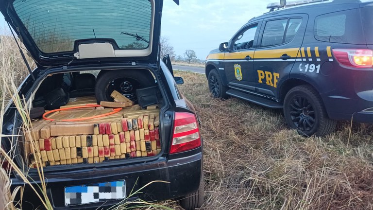 PRF apreende 618 Kg de maconha em Bataguassu (MS).jpg