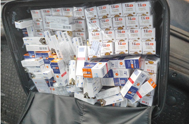 PRF apreende medicamentos ilegais em Maracaju (MS).jpeg