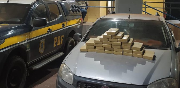 PRF apreende 31 Kg de cloridrato de cocaína em Miranda (MS)