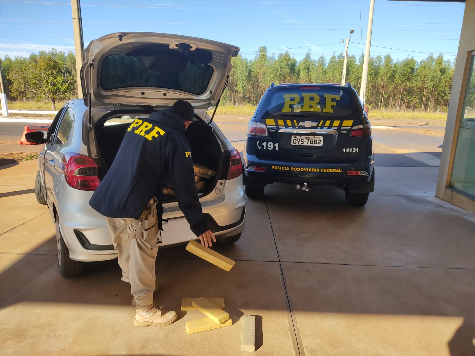 PRF apreende 104 Kg de maconha em Três Lagoas (MS)2