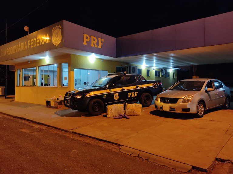 PRF apreende 132 Kg de maconha em Água Clara (MS)