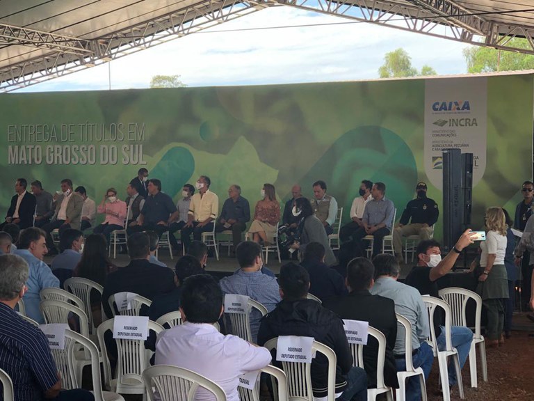 PRF acompanha visita do Presidente da República em Terenos (MS)