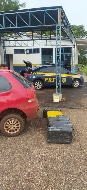 PRF apreende 178 Kg de maconha em Ivinhema (MS)