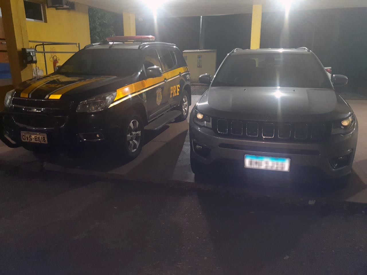 PRF recupera dois veículos e prende três pessoas em Miranda (MS)