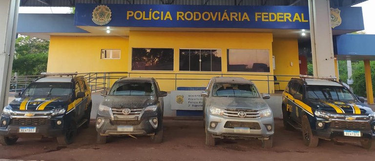 PRF recupera dois veículos em Miranda (MS)