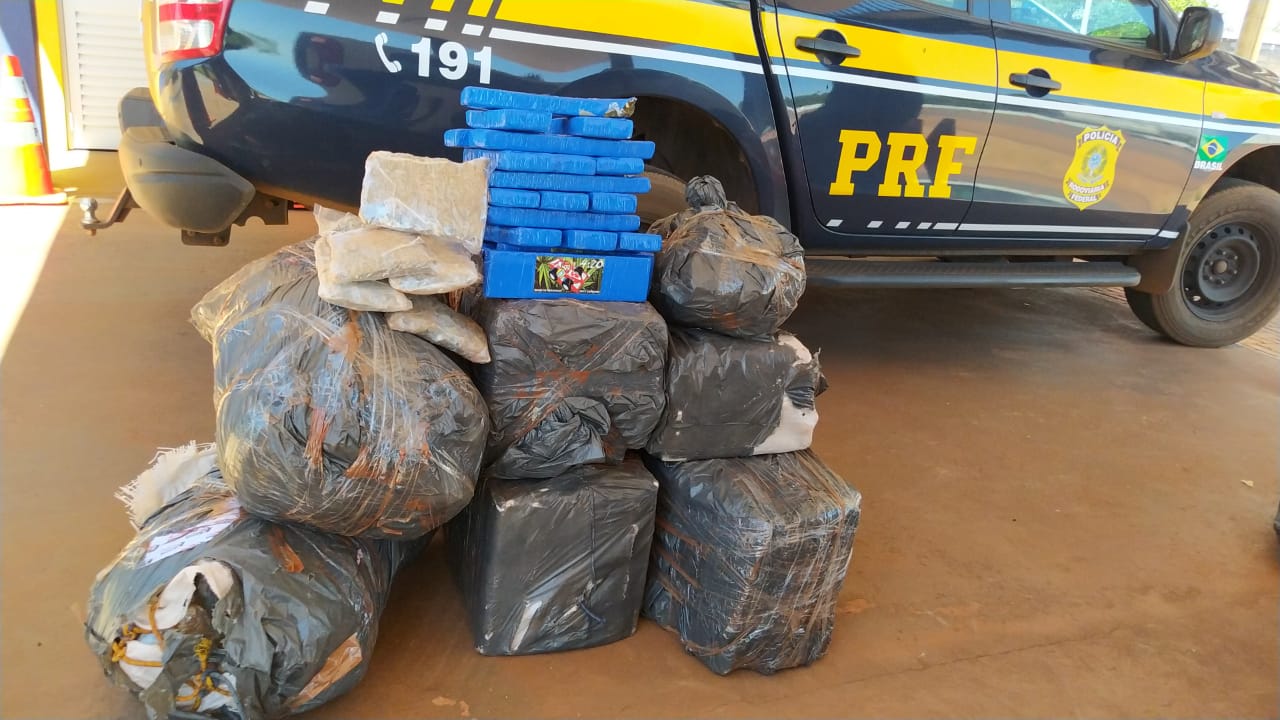 PRF apreende 191 Kg de maconha em Sidrolândia (MS)2