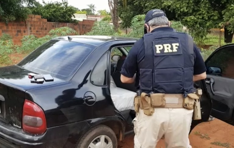 PRF apreende 200 Kg de maconha em Guia Lopes da Laguna (MS)