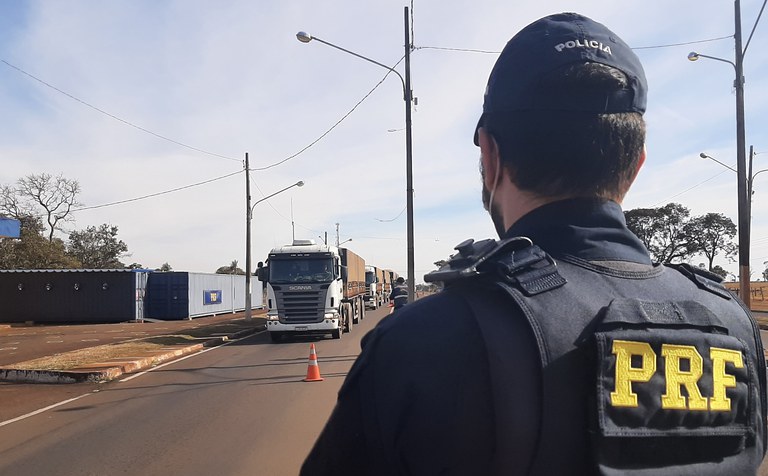 PRF inicia Operação Independência 2021 nas rodovias federais do MS
