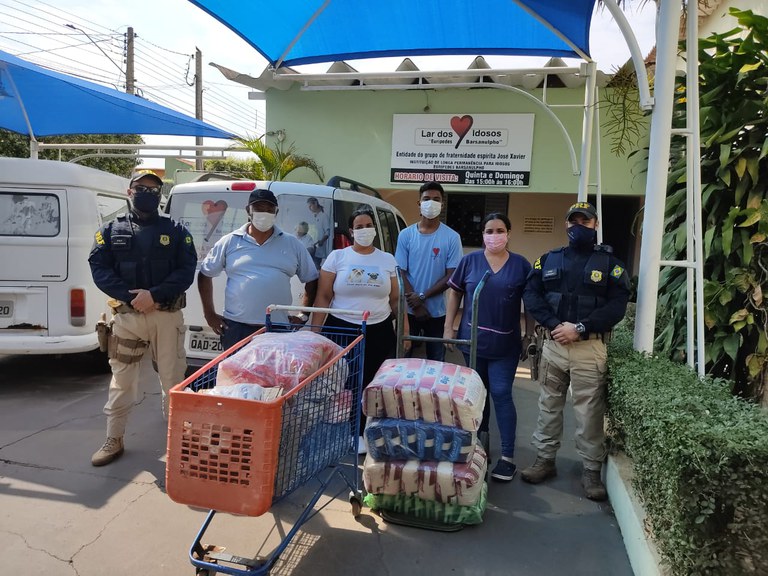 PRF no Mato Grosso do Sul inicia a entrega de mais de 19 toneladas de alimentos arrecadados durante a Campanha Estrada Solidária1