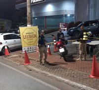 PRF participa da 3ª Operação Lei Seca em Várzea Grande/MT