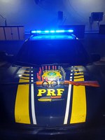 PRF apreende arma de fogo e detém motorista embriagado após sinistro em Sorriso (MT)