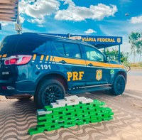PRF apreende mais de 50 kg de cocaína durante fiscalização em ônibus interestadual em Alto Garças-MT