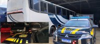 PRF em Sorriso (MT) retira de circulação ônibus clandestino e recupera caminhonete furtada em ações distintas